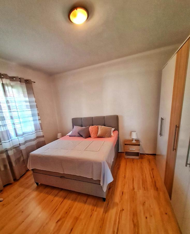 Apartmani Carmen Bibinje Exterior photo