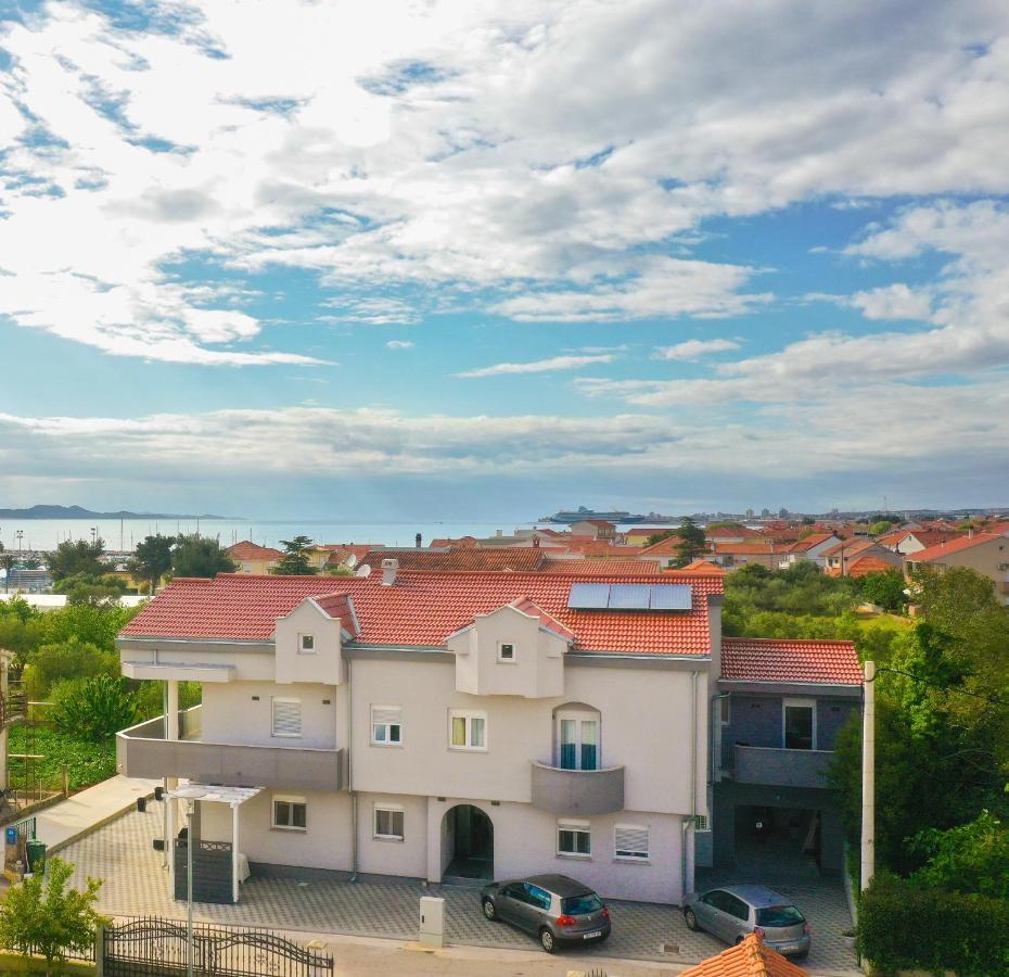 Apartmani Carmen Bibinje Exterior photo